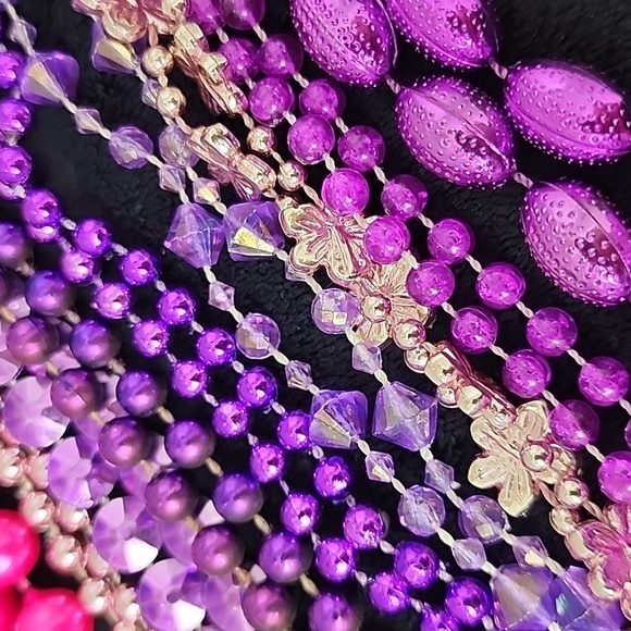 Multicolored Pink and Purple bead Necklaces 17 to 30 inches long - Picture 9 of 9